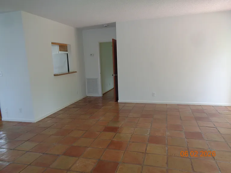 115 Hendricks Isle — Photo 12