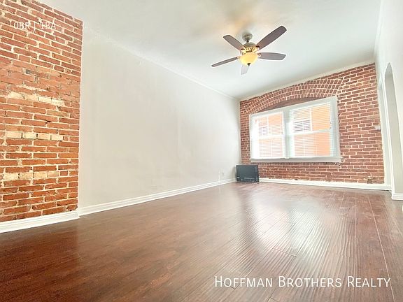 2nd image of 202 S Kenmore Ave #307