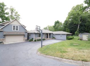 30642 N Shore Dr, Elkhart, IN 46514