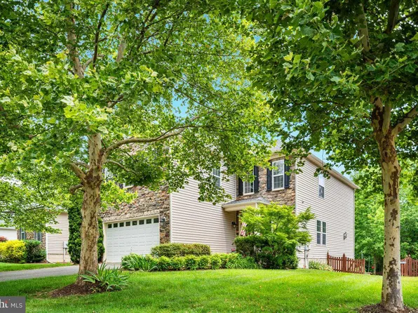 25030 Graywacke Dr, Aldie, VA 20105