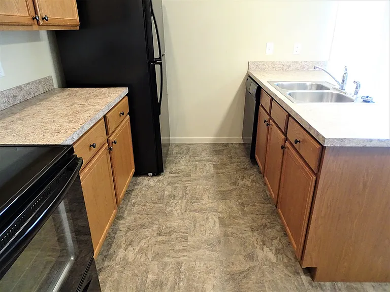 402 Marlene Way — Photo 6