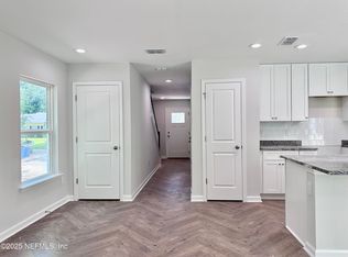 11772 RAVEN Drive W, Jacksonville, FL 32218