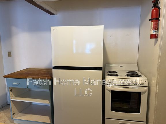 4th image of 442 N 9th St Floor 1