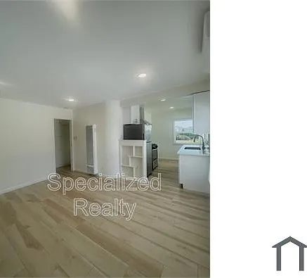 1 bed, $2,095 — Photo 4