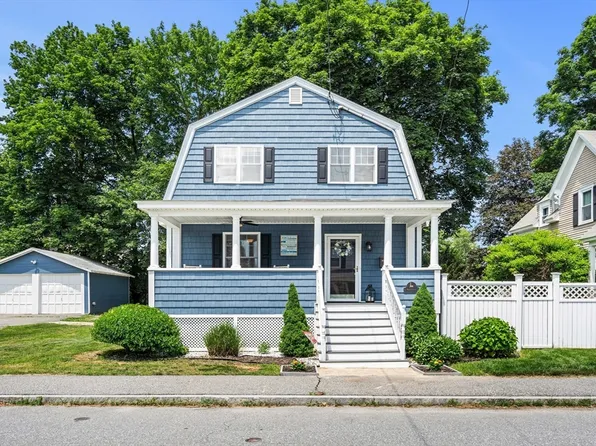 15 Westchester St, Lowell, MA 01851