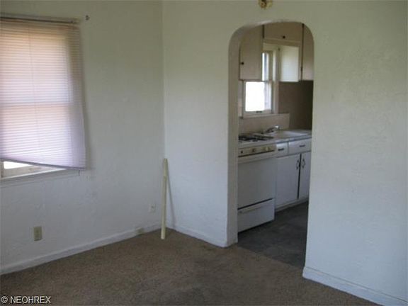 2nd image of 273 Dobbs Ct