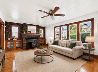 73 Santa Barbara St, Springfield, MA 01104