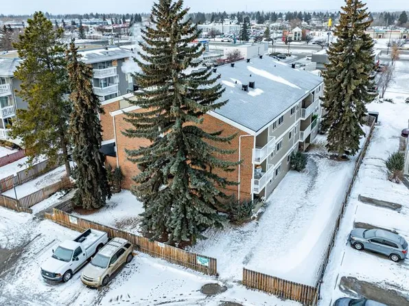 7164 E Parke Ave #303, Red Deer, AB T4P 1M9
