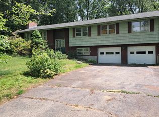71 Blue Ridge Dr, Manchester, CT 06040