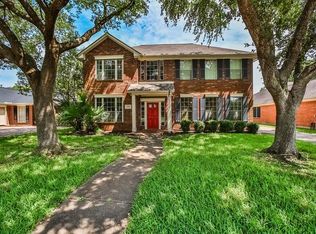 2922 Meadow Brook Dr, League City, TX 77573