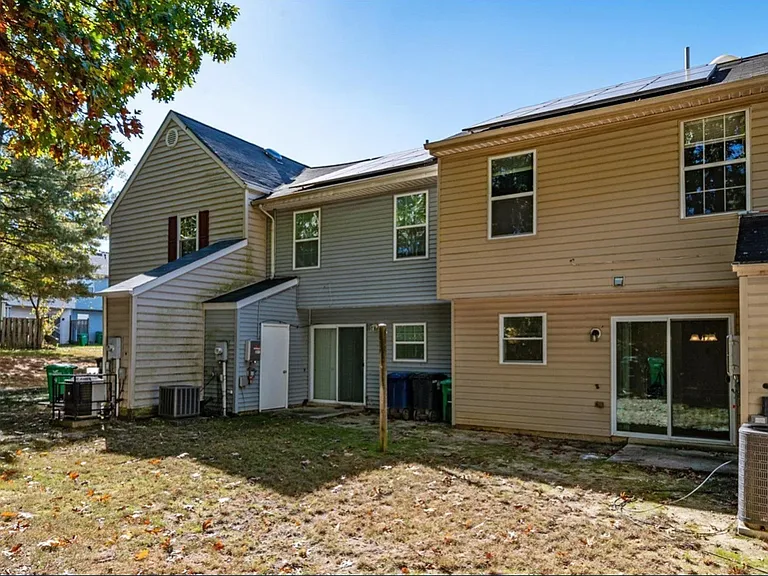 2431 W Rosecroft Village Cir — Photo 24