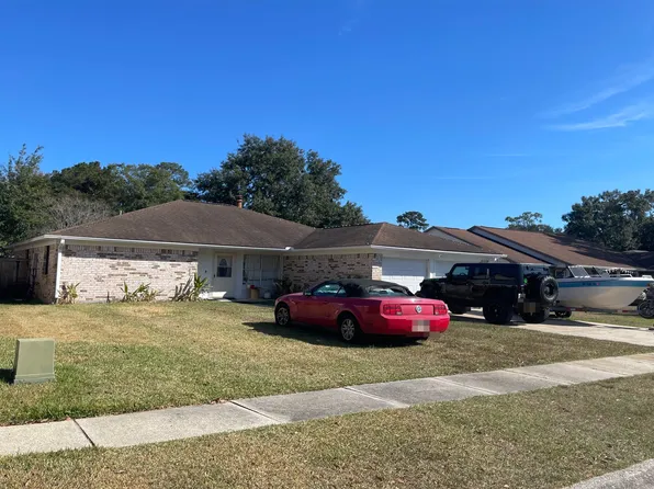 710 S Black Lake Ct, Slidell, LA 70461