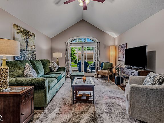 2nd image of 565 Luse Dr