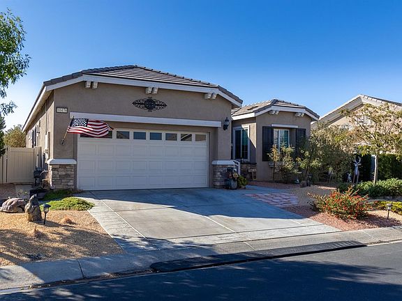 2nd image of 10476 Lakeshore Dr