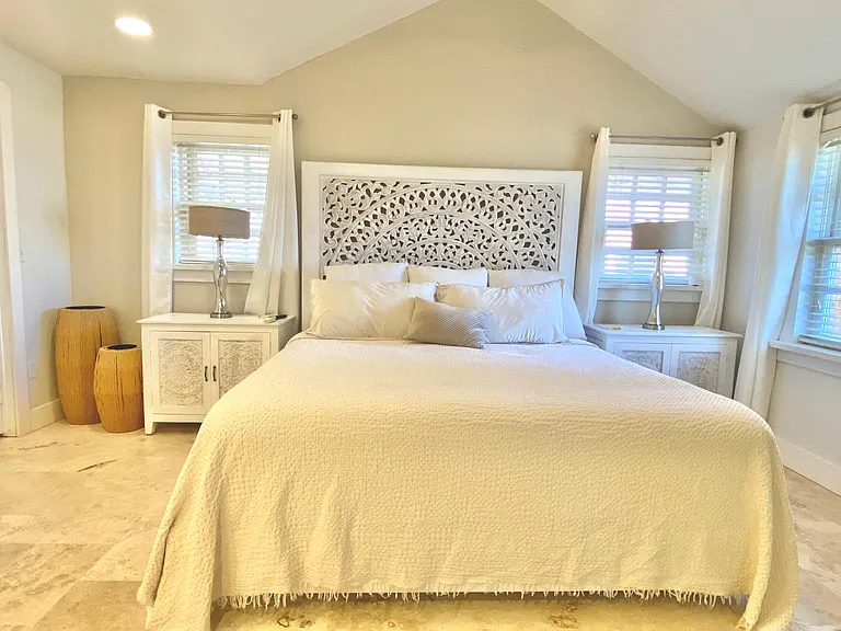 1313 Mockingbird Ln — Photo 10