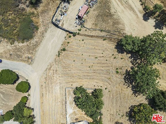 3rd image of 0 Hill St