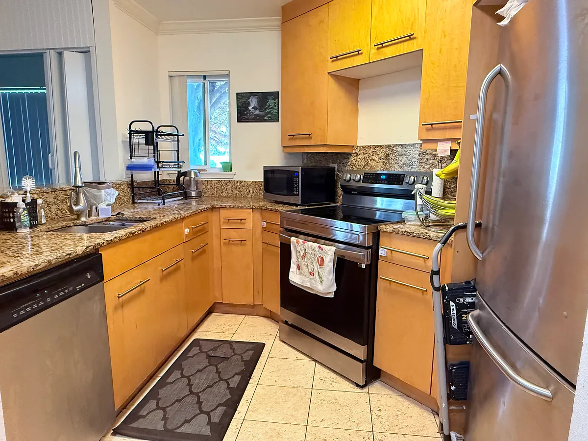 Building Photo - 7415 Charmant Dr #2507