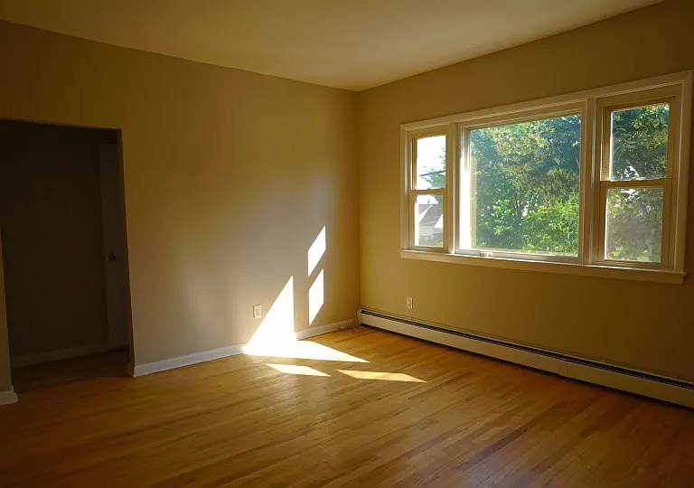 437 Broad St #2 — Photo 17