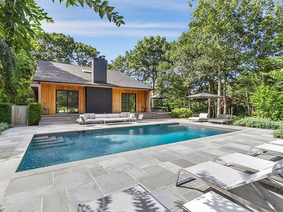 1st image of 16 Clamshell Ave
