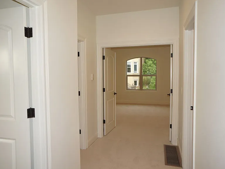 4139 NW Twilight Ter — Photo 29