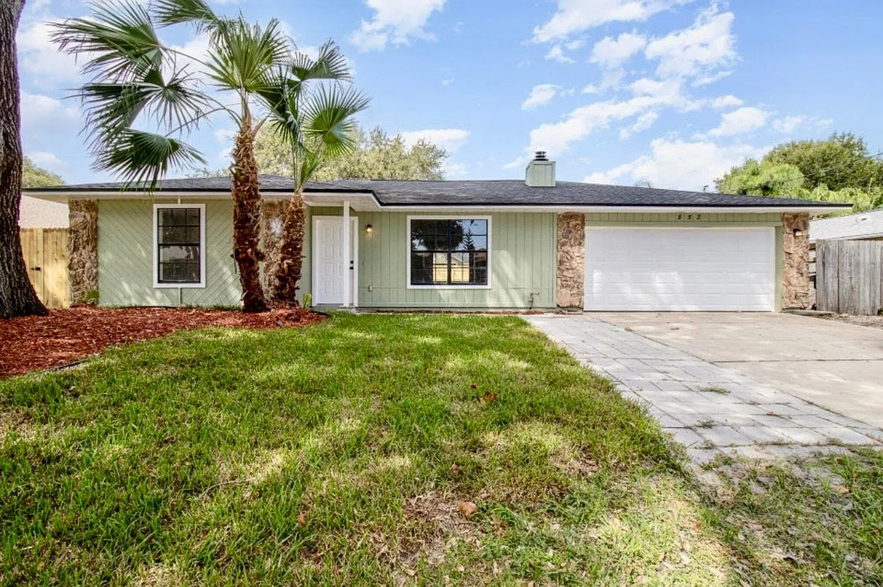 3 bed, 2.0 bath, 1592 sqft, $2,550 — Photo 1