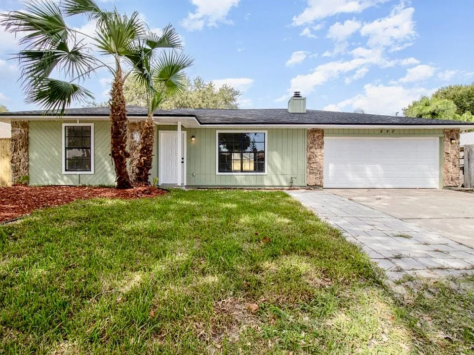 852 Belhurst Ln
