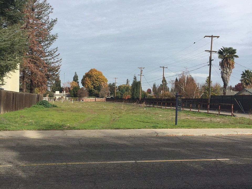 1st image of 461 E Tuolumne Rd