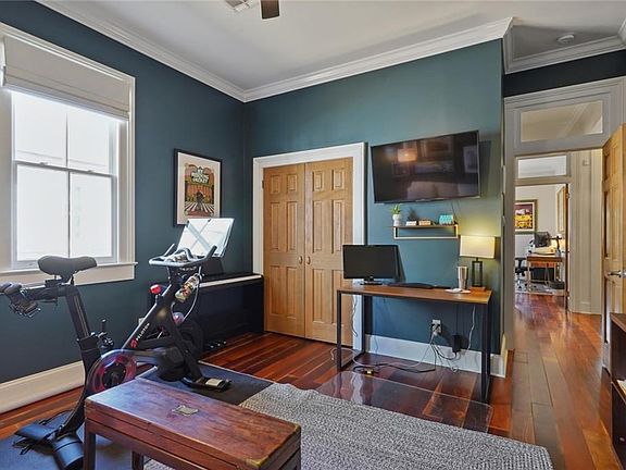 3rd image of 817 Toledano St