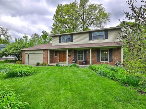 1207 Firewood Dr, Cincinnati, OH 45215