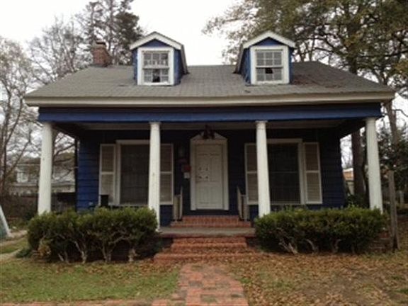 2nd image of 358 W Jefferson Ave
