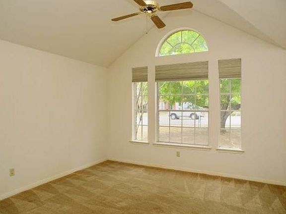 4th image of 15019 Big Falls Dr