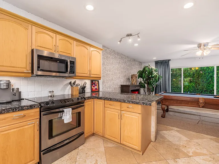 8356 E Avalon Dr — Photo 15