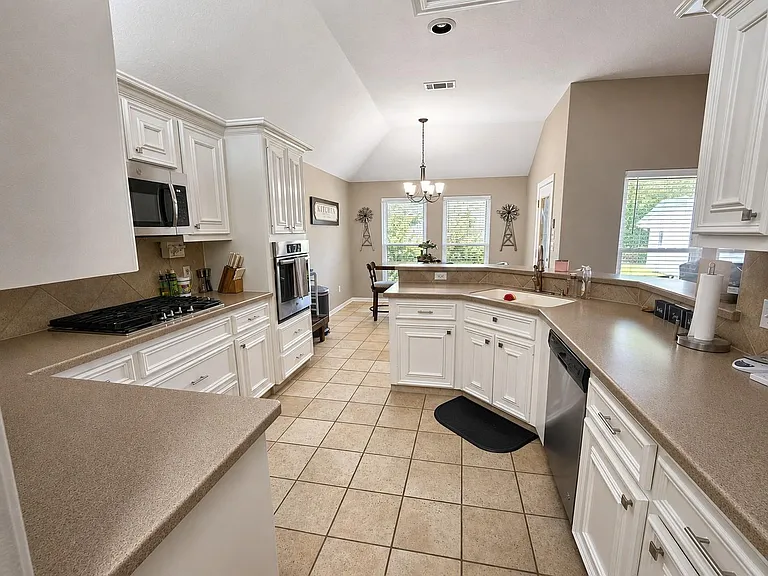 5106 Misty Ln — Photo 5