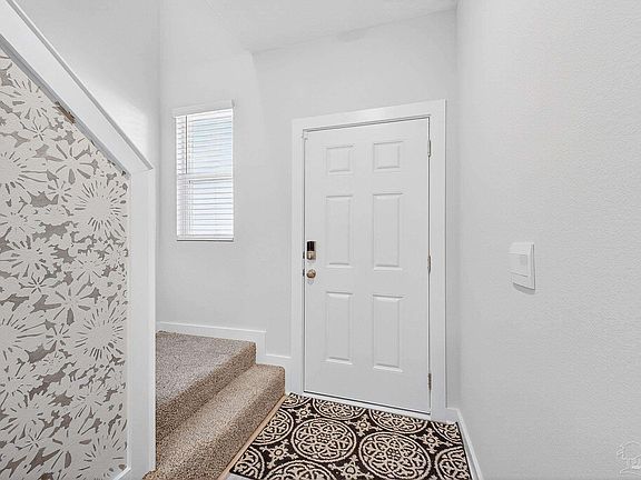 4th image of 8430 Bluejack Dr
