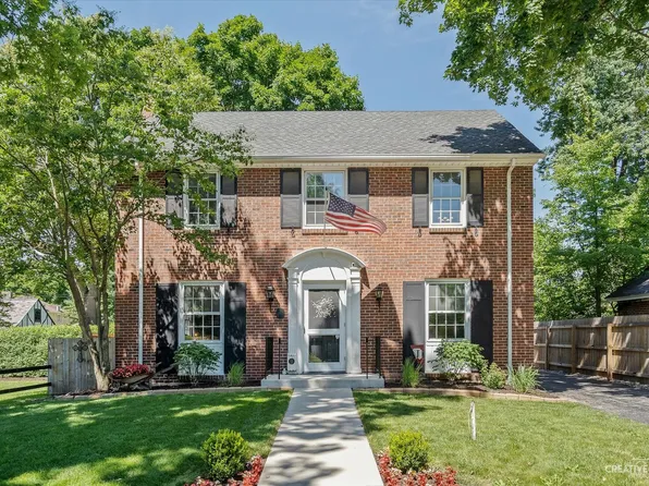 13 S Calumet Ave, Aurora, IL 60506