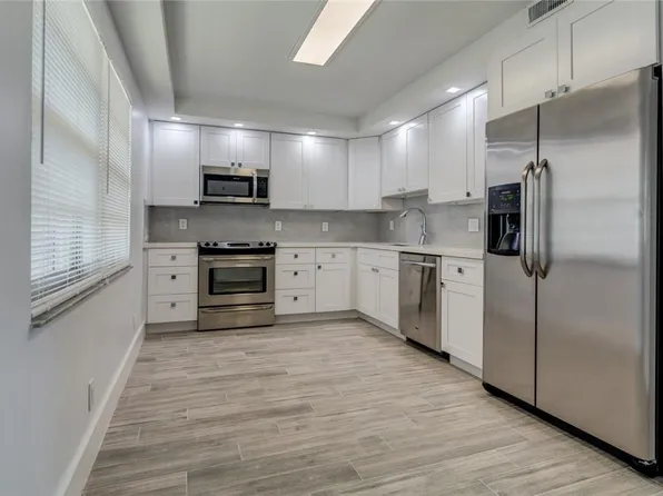 625 Oaks Dr APT 1007, Pompano Beach, FL 33069