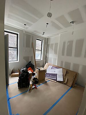 5th image of 903 1st Ave APT 4