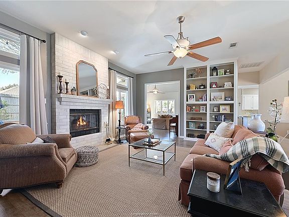 4th image of 5004 Maidstone Ct