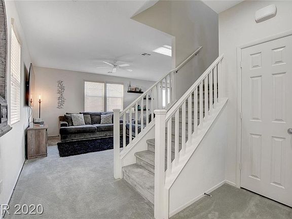 5th image of 5625 Danforth Ave