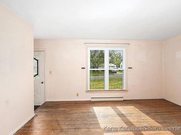 5th image of 4583 Westgate Dr NW