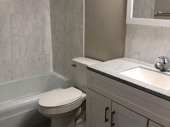 3rd image of 3211 W Deleon St #0