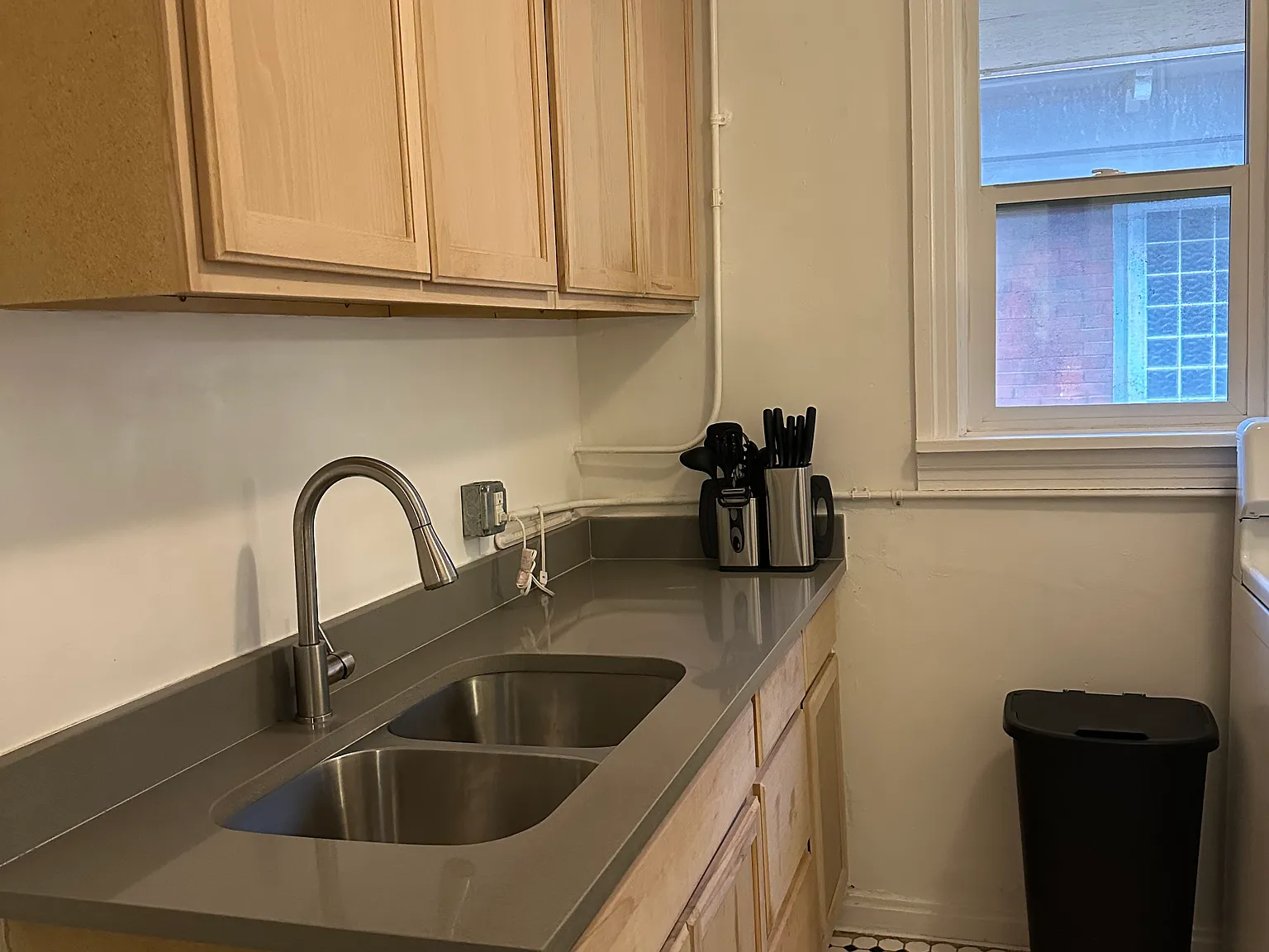 2 bed, 725 sqft, $1,550 — Photo 1
