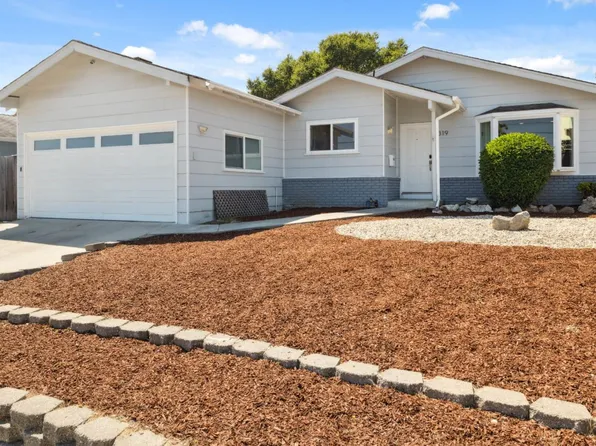 319 Harbor Dr, Santa Cruz, CA 95062
