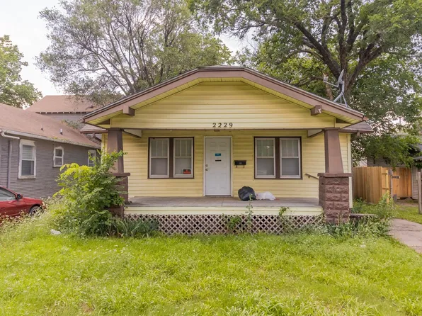 2229 S Topeka Ave, Wichita, KS 67211