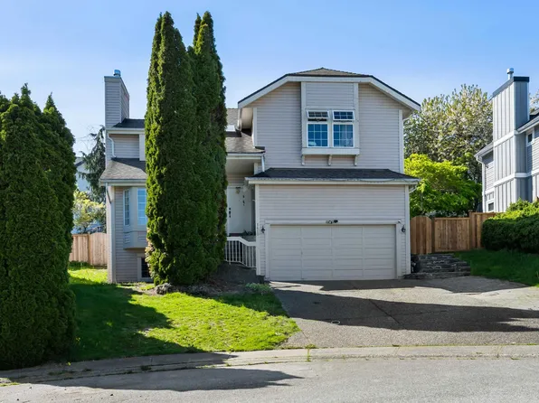 1410 Mountainview Ct, Coquitlam, BC V3E 2R9