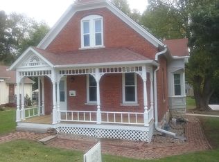 2402 S Main St, Burlington, IA