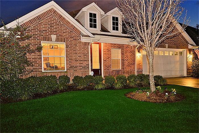 1st image of 15247 Scenic Woodland Dr