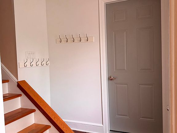 Front entrance / foyer