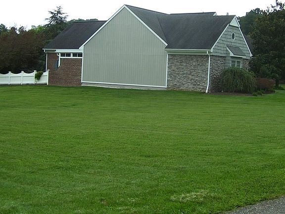 2nd image of 3346 Mesinetto Creek Dr