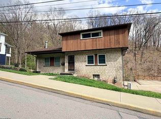 324 8th St, Morgantown, WV